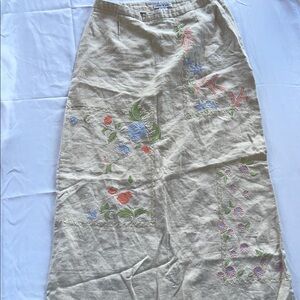 Deane & White Floral Embroidered Maxi Skirt in Beige Khaki 100% Linen